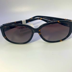 Solvari NWT women’s sunglasses 🕶️ in excellent condition